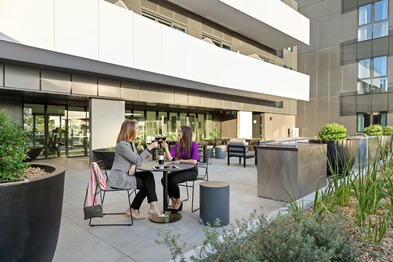 Quest East Aparthotel 4*
